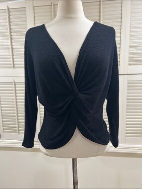 Fifteen Twenty Black Twist-Front V-Neck Long Sleeve Top in great condition